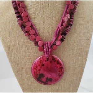 Birch Hill Shell Necklace